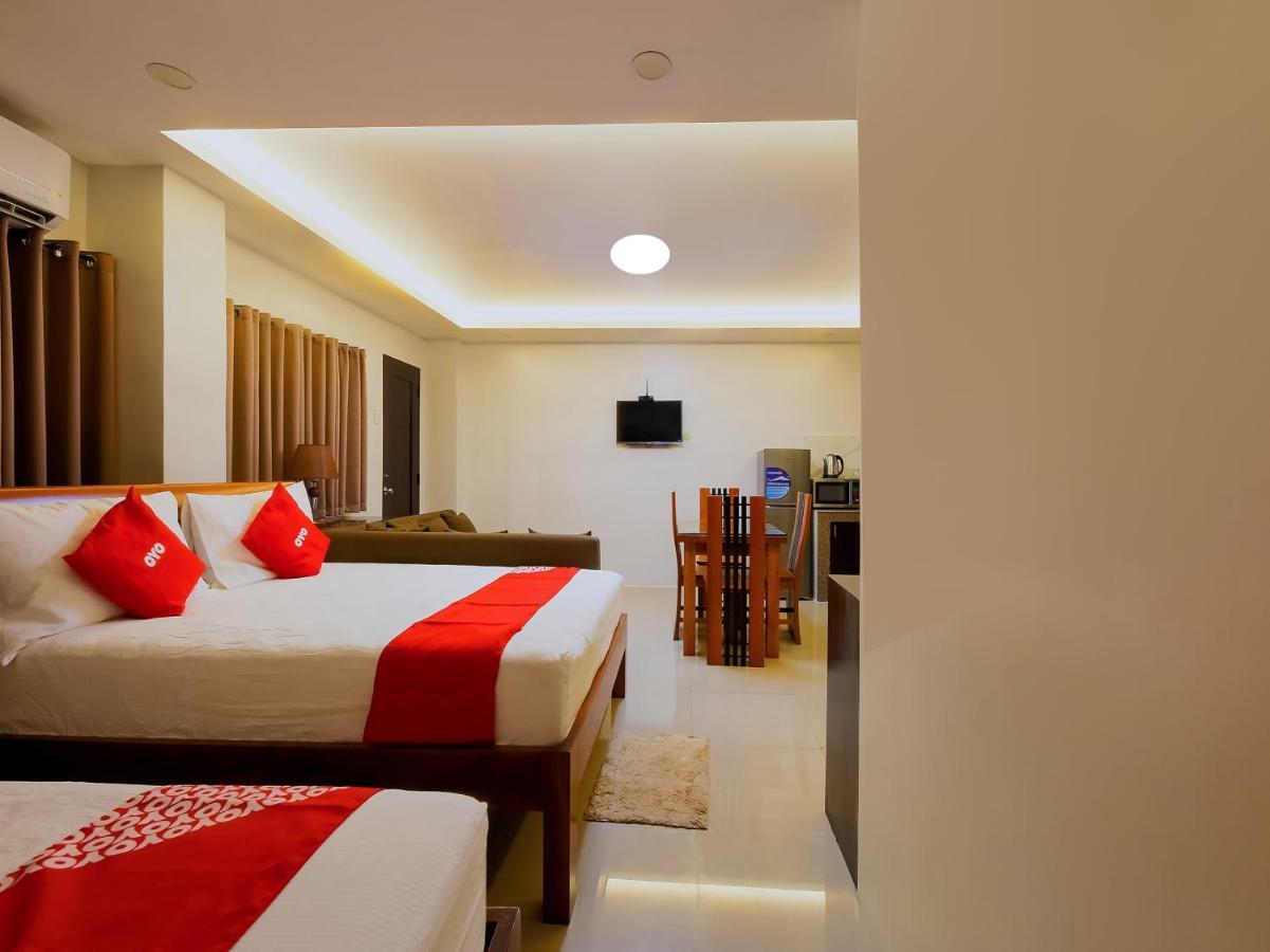 Oyo 848 Dona Aurora Condotel Quezon City Exterior foto
